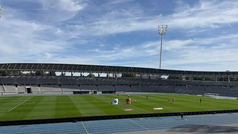 Stade Charléty, stade du club Paris FC (féminines)