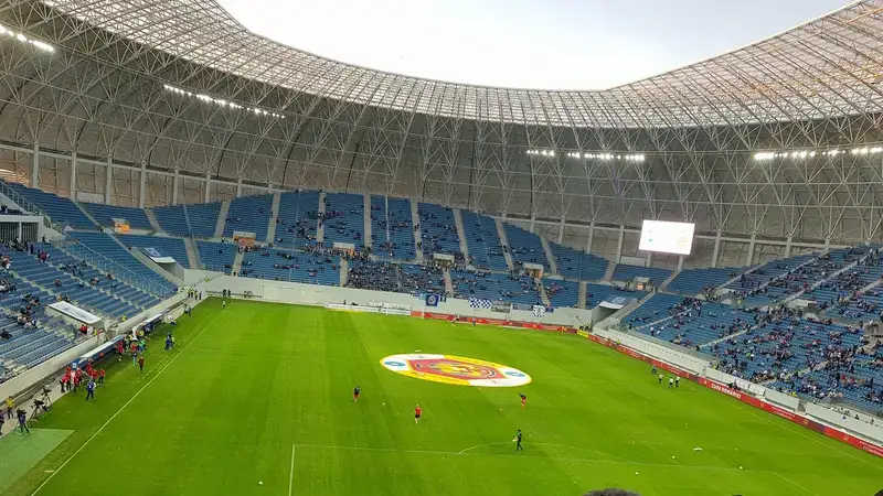 stade Ion-Oblemenco, stade du club U Craiova